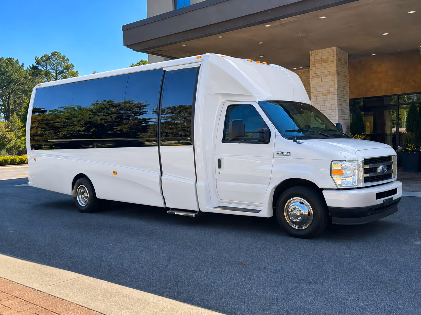 bus rentals for music festival weekends in the columbia south carolina area