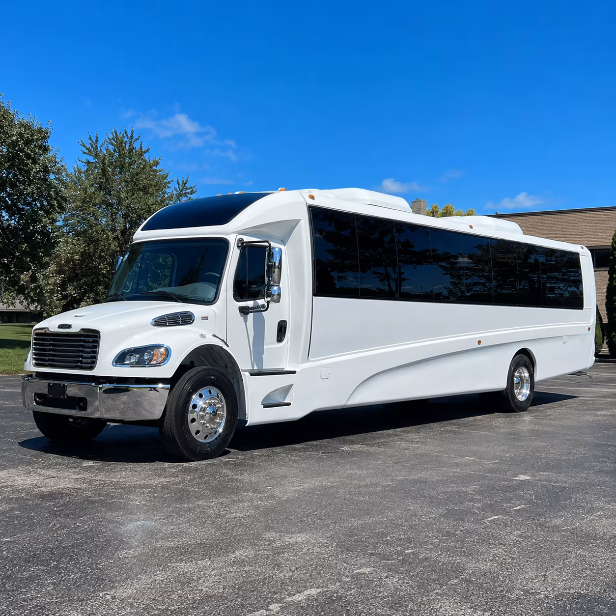 columbia 20 passenger minibus