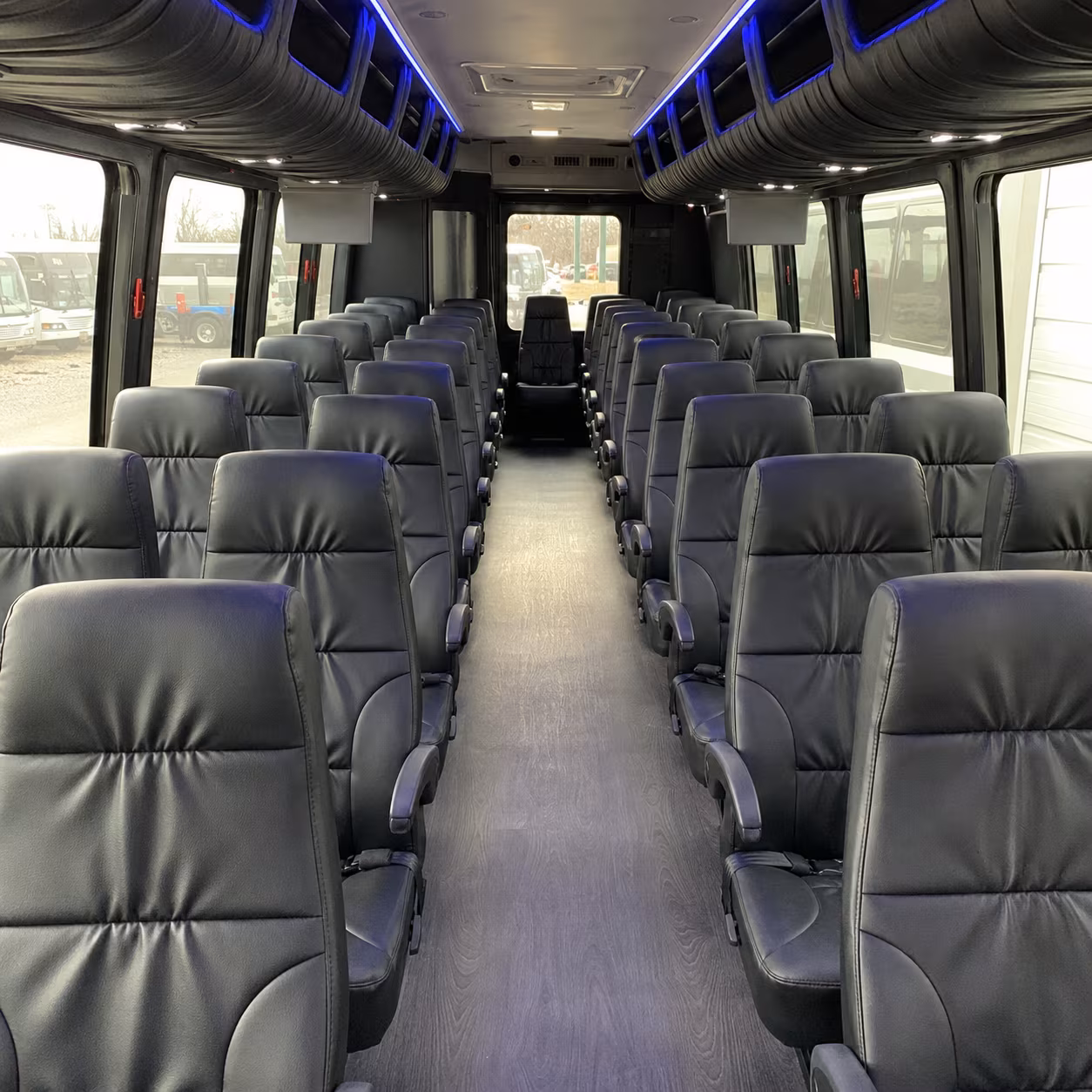 guest shuttle buses between columbia hotels and wedding venues